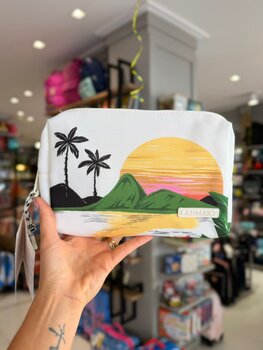 MAXI NECESSAIRE FARM ORA BOLAS M ESPORTE